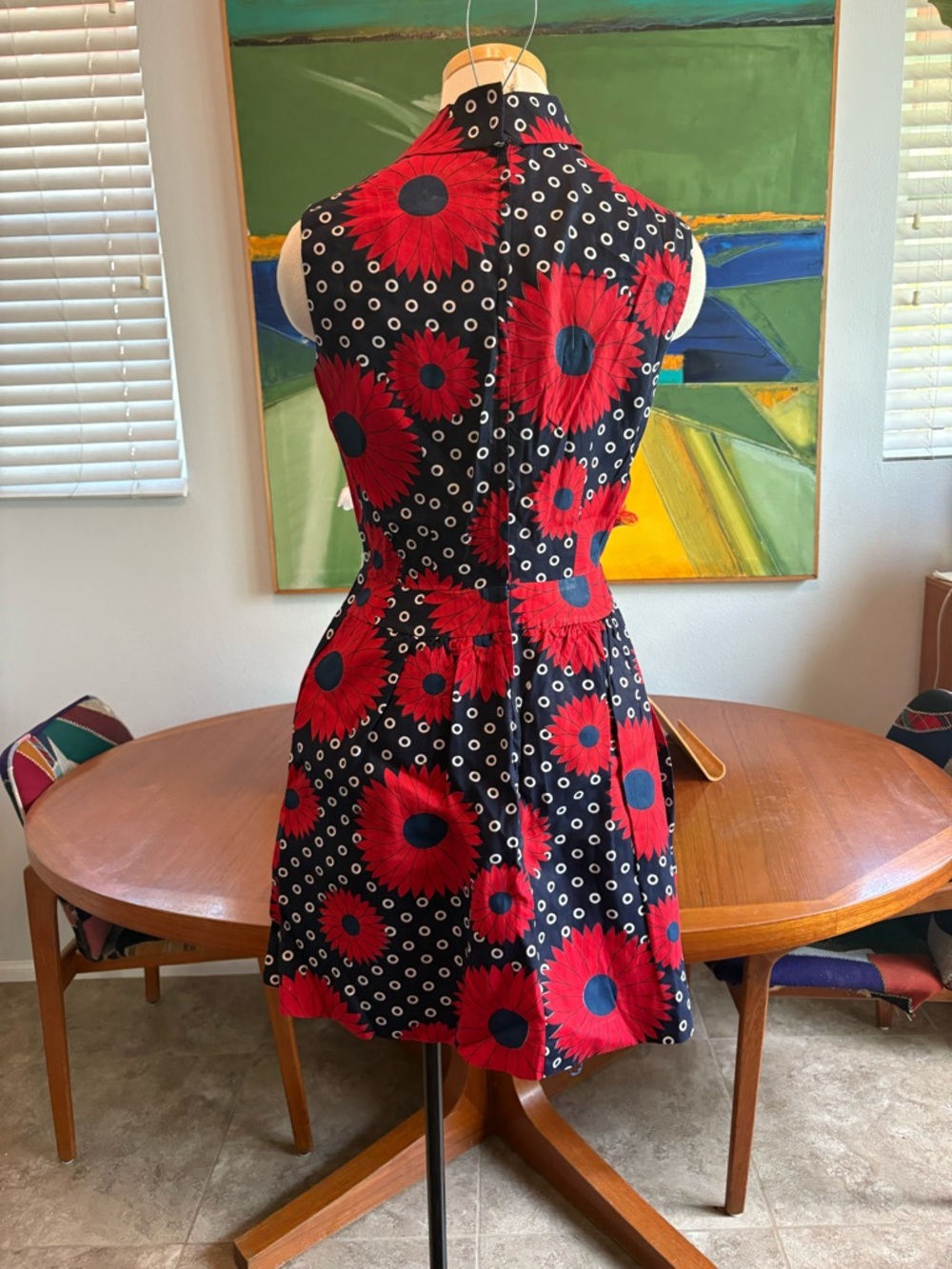 Vintage 60s Sleeveless Navy Playsuit with Red Floral Print - Picture 8 of 12
